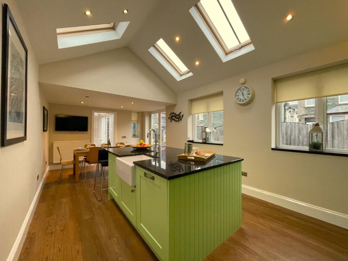 Вилла Wordsworth House Hot Tub Hire Available Кесвик Экстерьер фото