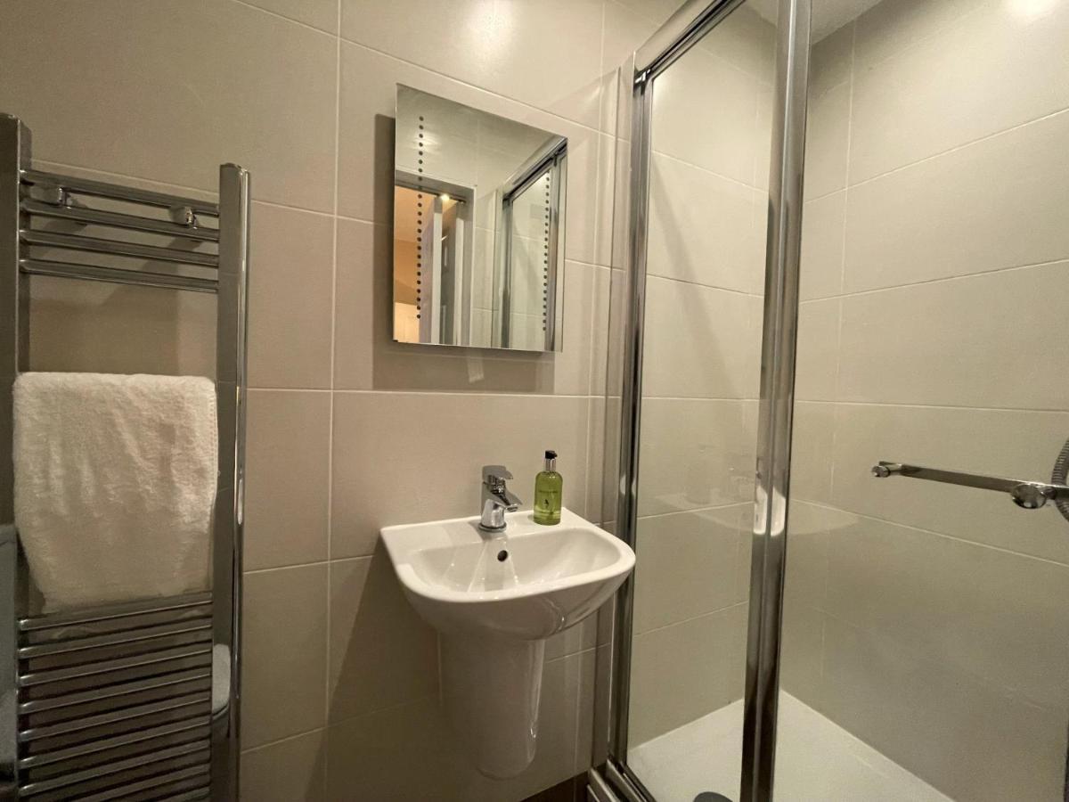 Вилла Wordsworth House Hot Tub Hire Available Кесвик Экстерьер фото