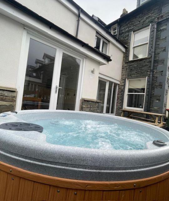 Вилла Wordsworth House Hot Tub Hire Available Кесвик Экстерьер фото